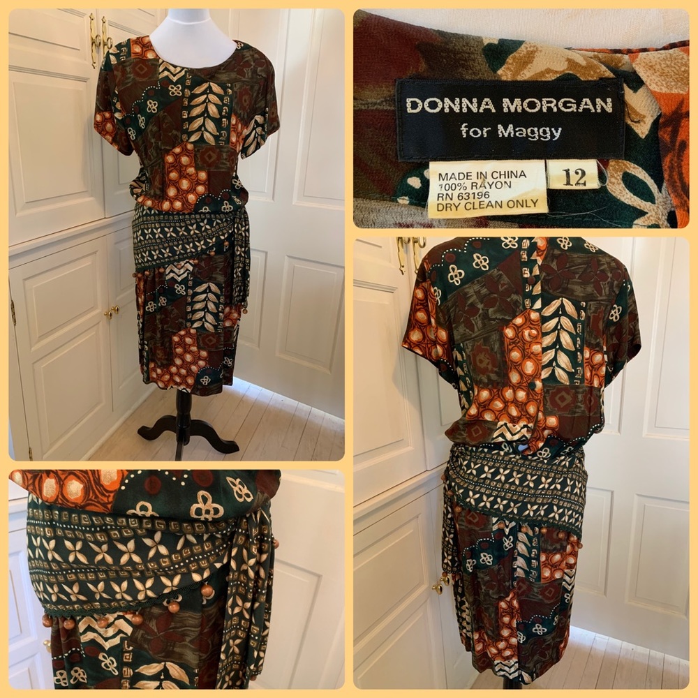 Donna Morgan Knee Length dress